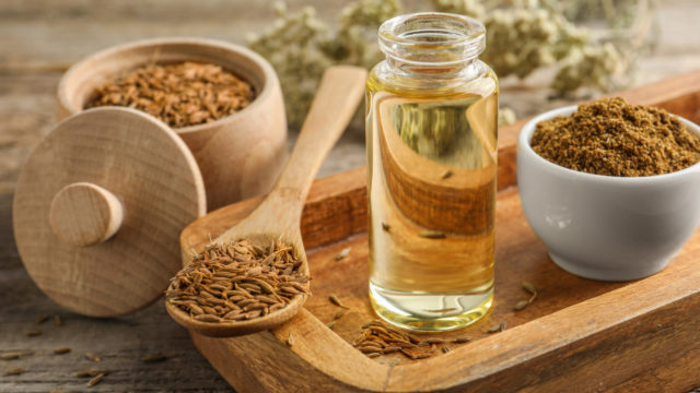Huile essentielle de cumin et cognition